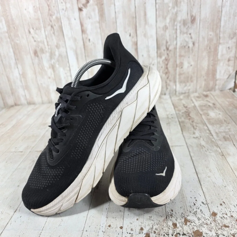 Hoka Arahi 7 Womens Running Shoes Black White 1147851 BWHT Size 11 B